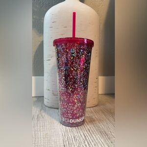 Dunkin Valentine’s Day cup